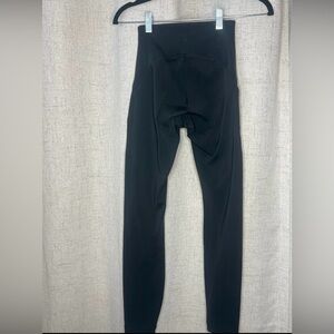 Lululemon Athletica Women’s High Rise Leggings Size 2 NWOT Color Black